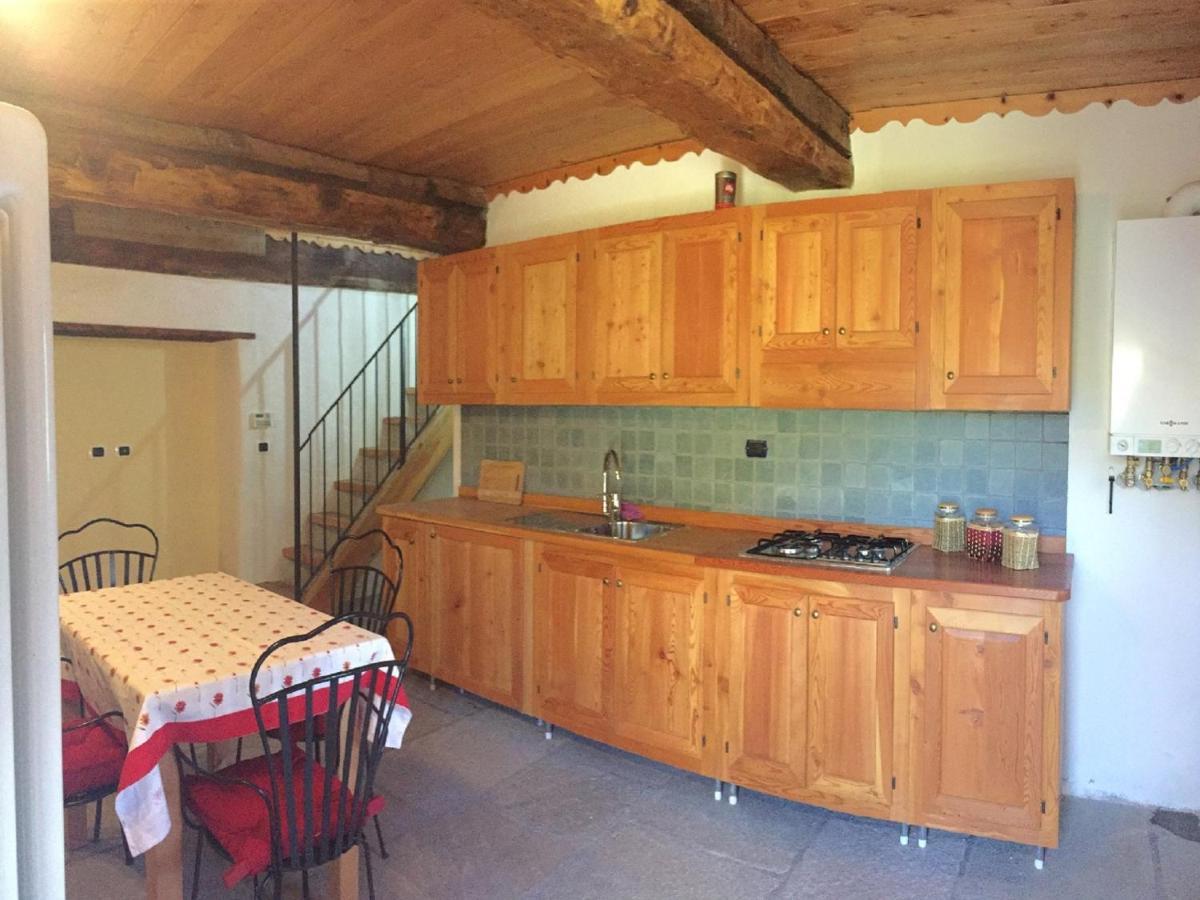 Villa Baite Cialvrina Gressoney-Saint-Jean Zimmer foto